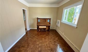5 David St, South River, NJ 08882