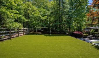 265 Oakhurst Leaf Dr, Alpharetta, GA 30004