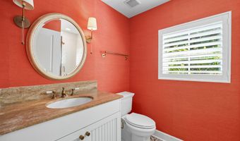 50 BEACH COTTAGE Ln, Atlantic Beach, FL 32233