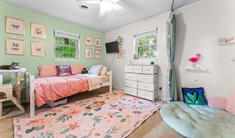 702 Dewoody Dr, Bentonville, AR 72712