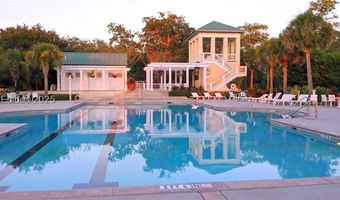 8 Hamlet Row, Beaufort, SC 29906