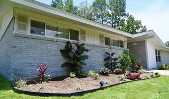 111 Dogwood Pl, Atmore, AL 36502