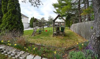2102 Princeton Ct, Allenwood, NJ 08720