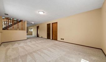 15769 Hayes Trl, Apple Valley, MN 55124