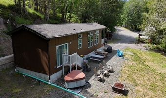 99635 PILING HOLE Rd, Brookings, OR 97415