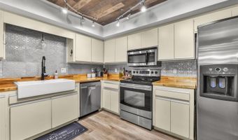 457 E HIGHLAND St, Altamonte Springs, FL 32701