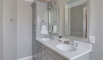 176 Town Park Dr, Advance, NC 27006