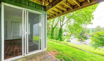 5097 Vantage Point Rd B 2, Avon, IN 46123