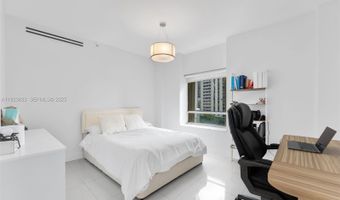 19500 Turnberry Way 7D, Aventura, FL 33180