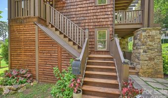 1611 Tippah Park Ct, Charlotte, NC 28205