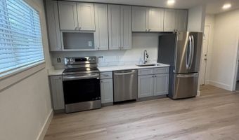 935 SAILFISH Dr E, Atlantic Beach, FL 32233