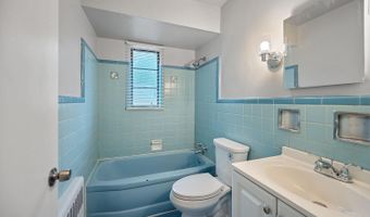 5855 Lathrop Pl, Cincinnati, OH 45224