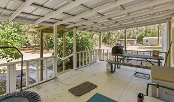 1349 27th Pl, Bell, FL 32619