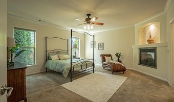 472 Lindsay Ln, Ashland, OR 97520