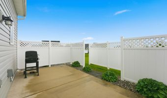 713 Bailey Ct, Angola, IN 46703