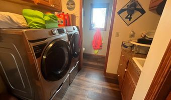 27450 SW 32nd Rd, Beatrice, NE 68319