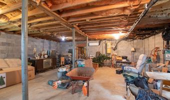 19494 Oakwood Dr, Abingdon, VA 24211