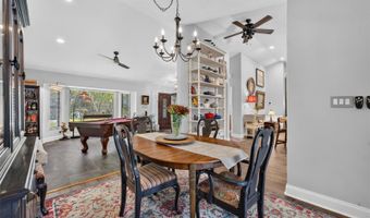 1043 LAKESIDE Dr, Apopka, FL 32712