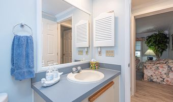 19 ANCHOR WAY Dr, Berlin, MD 21811