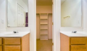 6419 Amberside Rd NW, Albuquerque, NM 87120