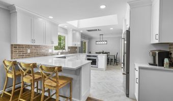 319 Nonnewaug Rd, Bethlehem, CT 06751