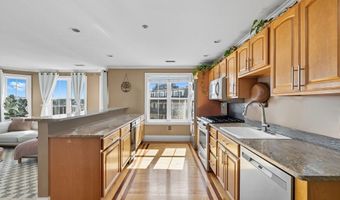 39 Dorchester Street 18, Boston, MA 02127