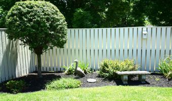 15 Ash Hill Ct, Batesville, IN 47006
