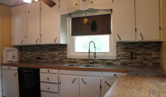 828 N Anthony Ave, Anthony, KS 67003