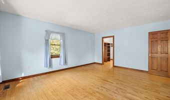30 Seabreeze Dr, Bourne, MA 02532