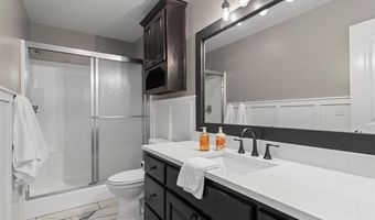 5817 Woodland Rd, Bartlesville, OK 74006
