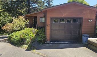 19921 WHALESHEAD Rd M4, Brookings, OR 97415