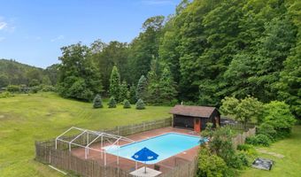 925 Hinesburg Rd, Brattleboro, VT 05301