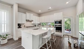 558 Torrey Pines Cir, Heath, TX 75032