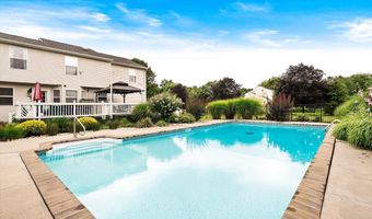 27 Galloping Brook Rd, Allentown, NJ 08501
