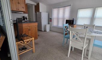 319 DOLPHIN Dr, Berlin, MD 21811