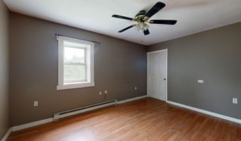 445 W River Rd, Augusta, ME 04330