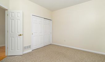 10 Powderhorn Way, Allentown, NJ 08501