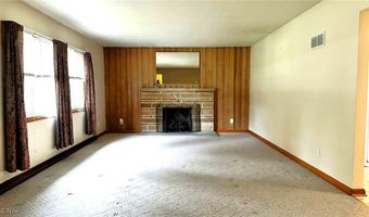 1111 Norwood Dr, Ashtabula, OH 44004