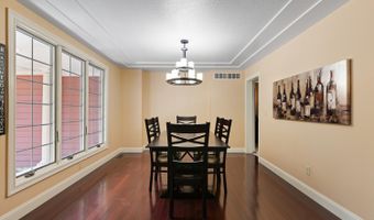 2850 Lee Marie Dr, Adrian, MI 49221