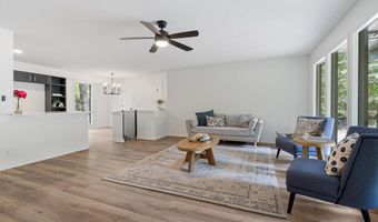 18 S Hampstead Ln, Bella Vista, AR 72714