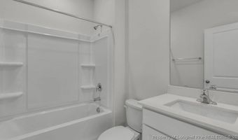 725 Lazy Elm Ln, Aberdeen, NC 28315