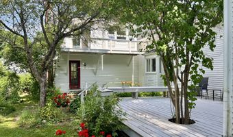 59 Cedar St, Belfast, ME 04915