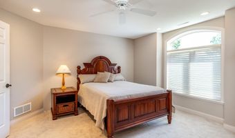 4882 Copperstone Dr, Ames, IA 50010