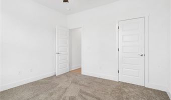 6902 SW Basswood Ave, Bentonville, AR 72713