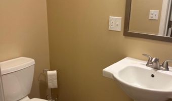 9 Village View Dr, Barboursville, WV 25504