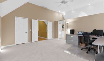 985 Goldenrod Trl, Aurora, OH 44202