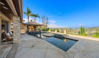 1040 S Summer Breeze Ln, Anaheim, CA 92808