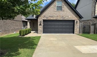 1802 SW Riverstone Rd, Bentonville, AR 72713