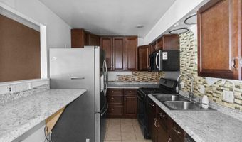 5219 NEWTON St #T-3, Bladensburg, MD 20710