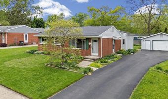 681 Archwood Dr, Ann Arbor, MI 48103